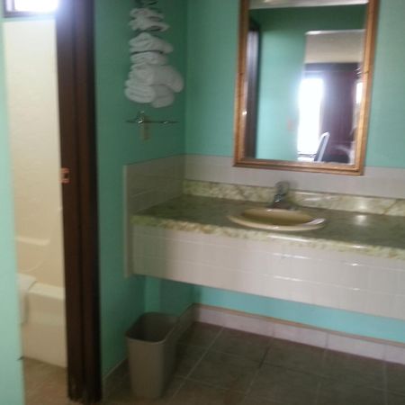 Gray Plaza Motel West Frankfort Kültér fotó