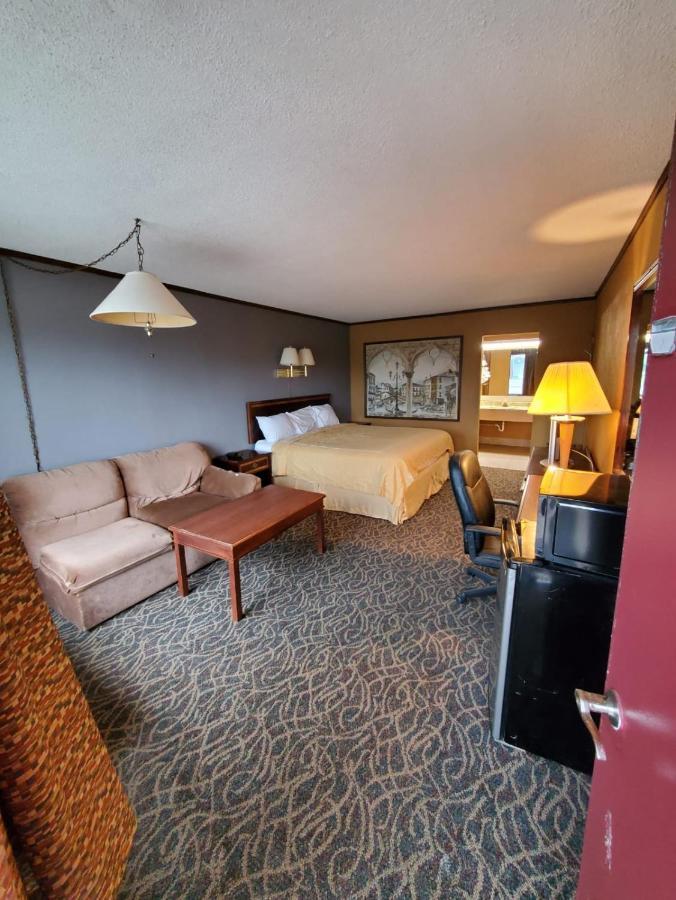 Gray Plaza Motel West Frankfort Kültér fotó