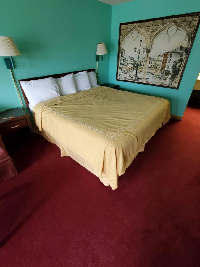 Gray Plaza Motel West Frankfort Kültér fotó